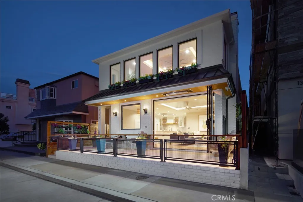 Newport Beach, CA 92661