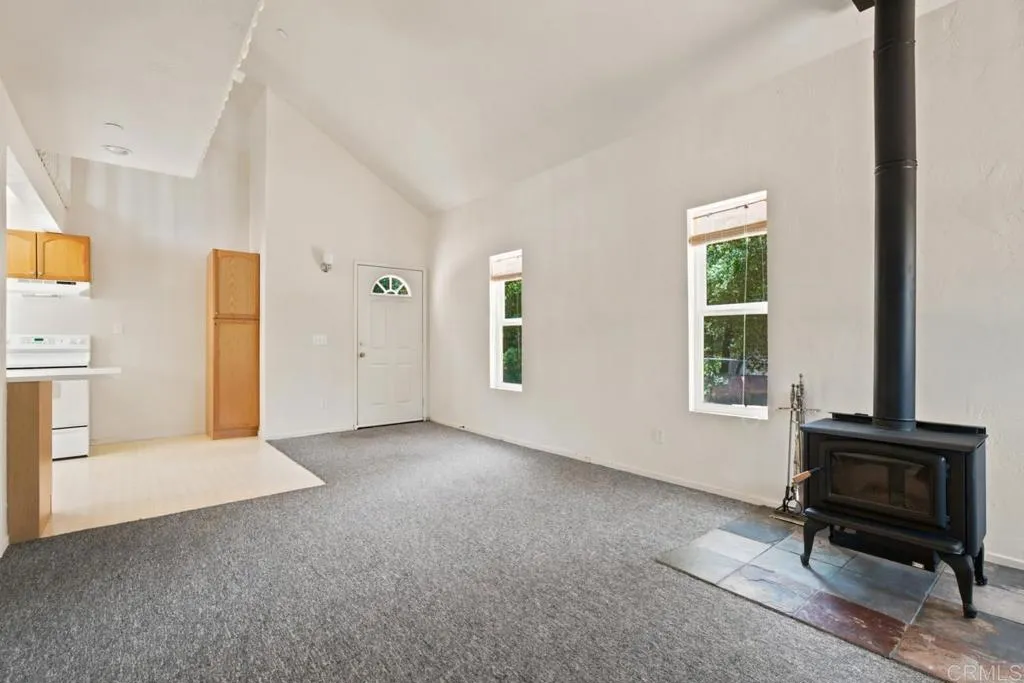 https://cdn.realtyfeed.com/cdn/127/306761795/22f5122f50b92b55ee0f373efcf620ed.webp