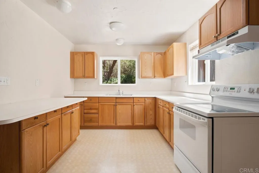 https://cdn.realtyfeed.com/cdn/127/306761795/6150927f36c413d14c428bbece974411.webp