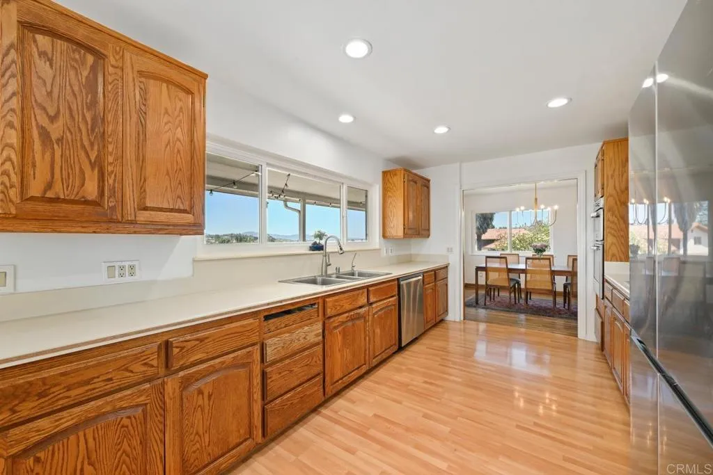 https://cdn.realtyfeed.com/cdn/127/306761848/6b1aa2728f7f638aed87ab5a5de15be3.webp
