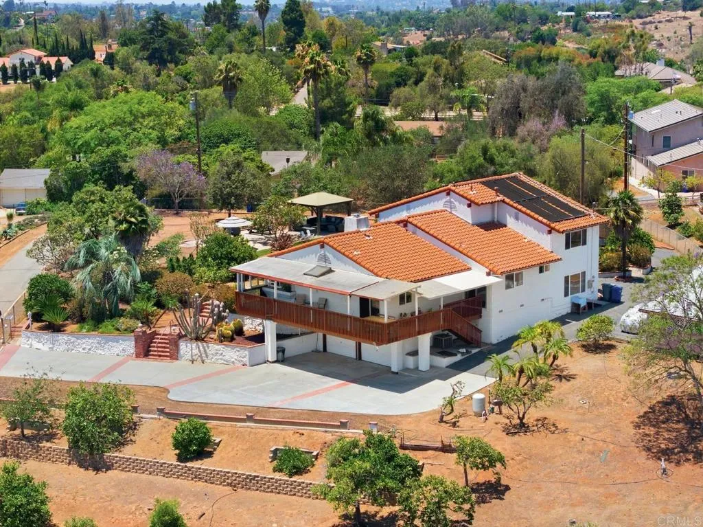 https://cdn.realtyfeed.com/cdn/127/306761848/743a6b91bd7d56261e16c0af62ef7a61.webp
