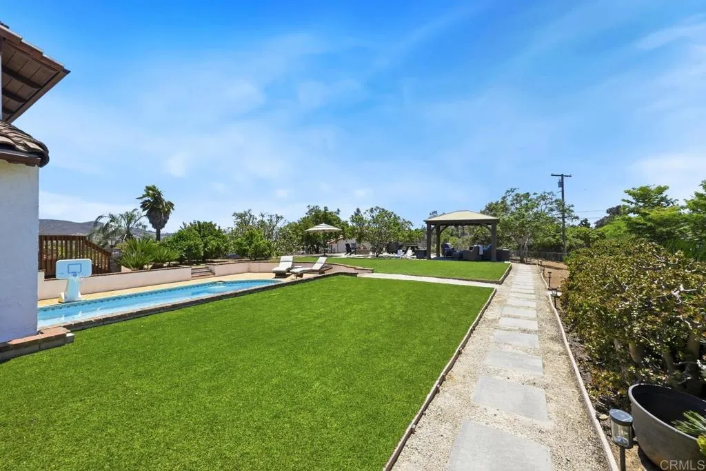 https://cdn.realtyfeed.com/cdn/127/306761848/77630eac9c069ccd19a0840e6bfdf881.webp