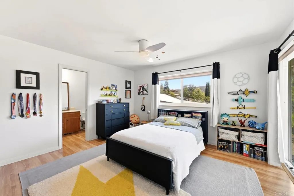 https://cdn.realtyfeed.com/cdn/127/306761848/82aad904f43fe192da32d45d43203664.webp