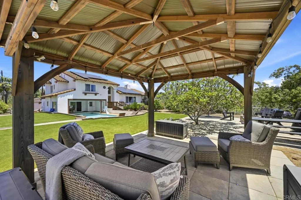 https://cdn.realtyfeed.com/cdn/127/306761848/a3b54db2b88293f1cd77d350e665d819.webp