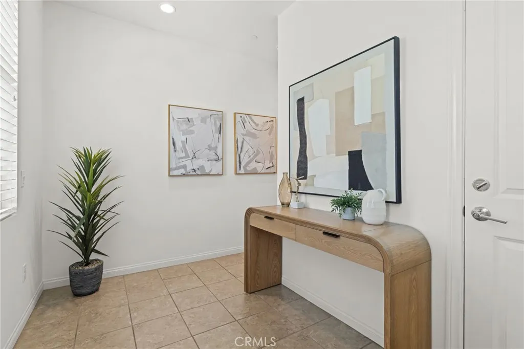 902 N Botanica Lane Unit C, Azusa, CA 91702 - Photo 4 of 39, Azusa, CA