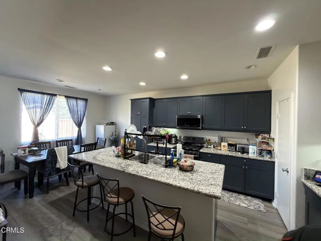 45444 Stanridge Avenue, Lancaster, CA 93535 - Photo 5 of 25, Lancaster, CA
