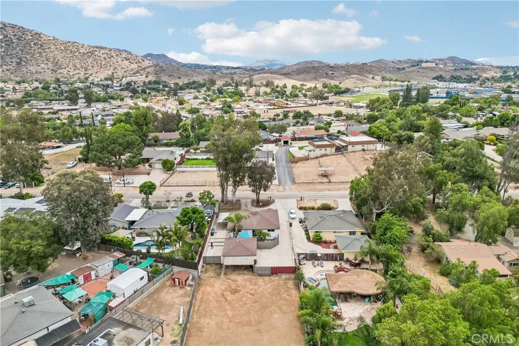 2448 Corona, Norco, CA 92860 - Photo 2 of 29, Norco, CA
