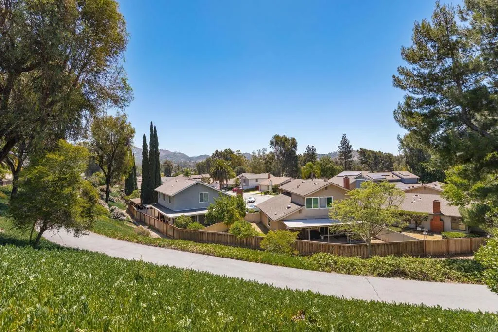 https://cdn.realtyfeed.com/cdn/127/306761864/844c1a99c98b5ba2f7316f0d6f6234b8.webp