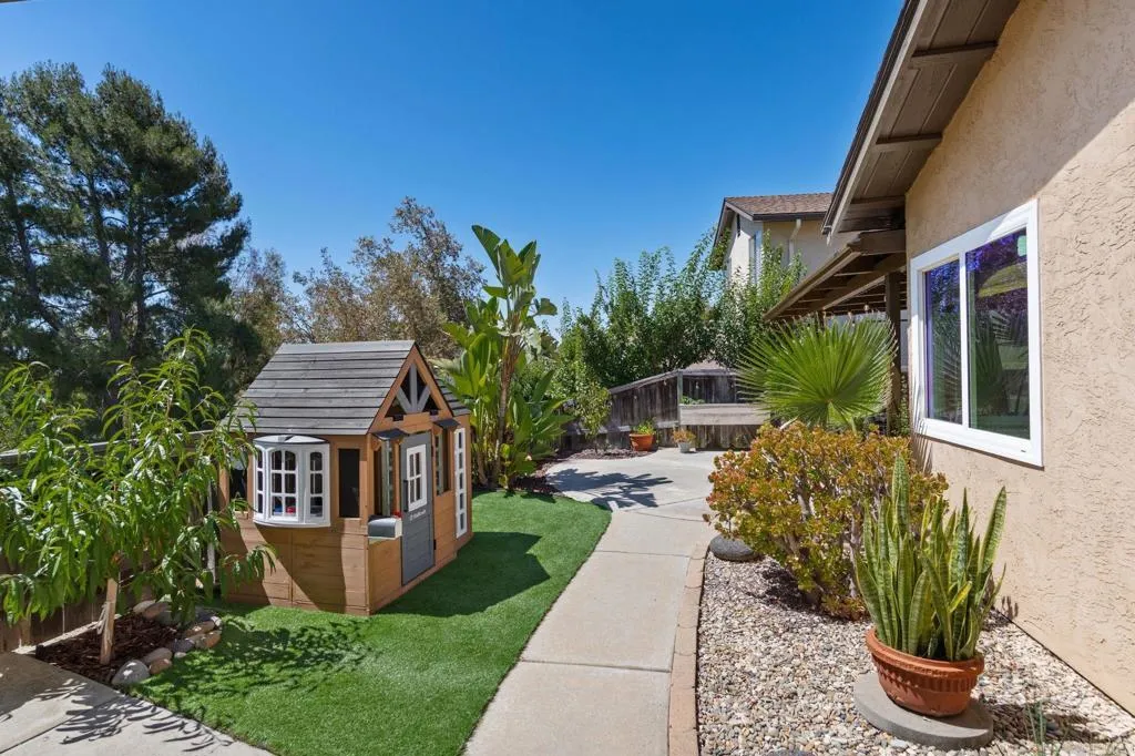https://cdn.realtyfeed.com/cdn/127/306761864/c69e26eab0baf65f116c1b4dd59d1b5d.webp