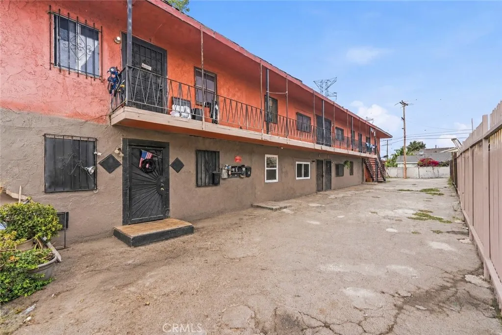 9027 Compton Avenue, Los Angeles, CA 90002 - Photo 4 of 14, Los Angeles, CA