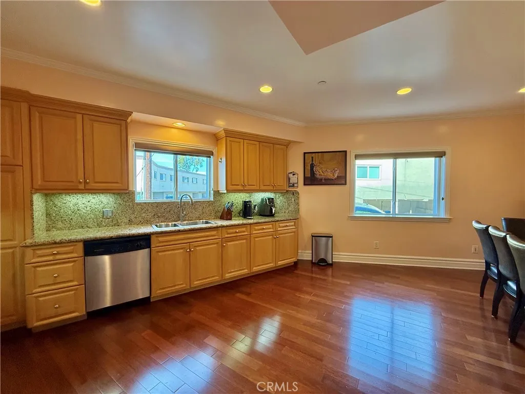 11989 Laurelwood, Studio City, CA 91604 - Photo 3 of 42, Studio City, CA