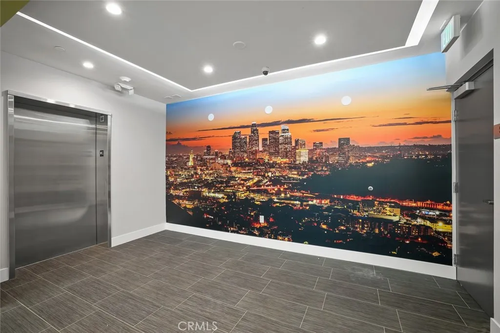 5820 La Mirada Avenue Unit 401, Hollywood, CA 90038 - Photo 4 of 50, Hollywood, CA
