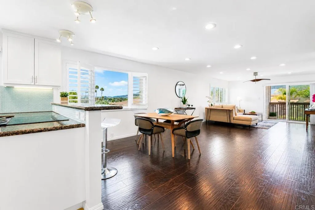 https://cdn.realtyfeed.com/cdn/127/306761904/4eff558972afb5edc1acdecc8bbdabbf.webp