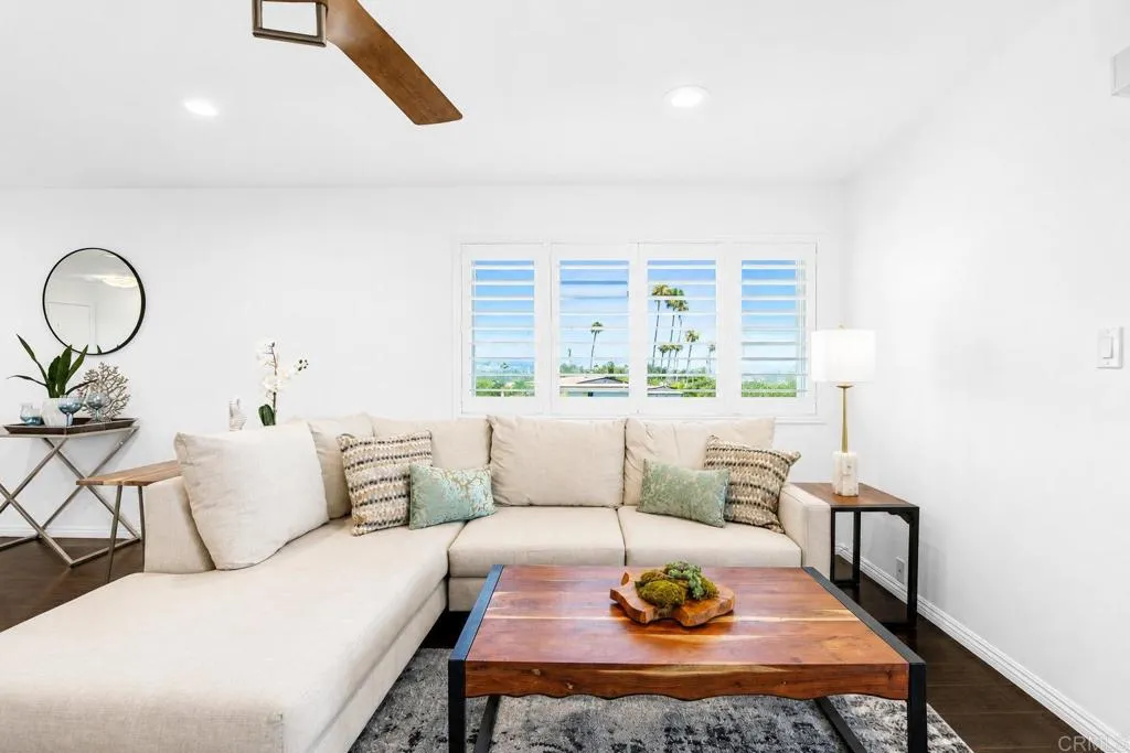 https://cdn.realtyfeed.com/cdn/127/306761904/b28d6b16654b83aad9e9fb0c518dd1a2.webp