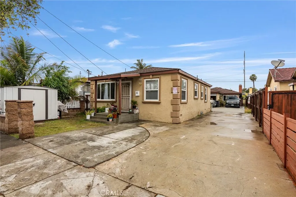 4555 W 160th Street, Lawndale, CA 90260 - Main photo, Lawndale, CA