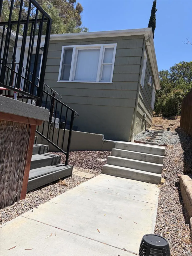 8545 Lemon Avenue Unit 2, La Mesa, CA 91941 - Photo 2 of 6, La Mesa, CA