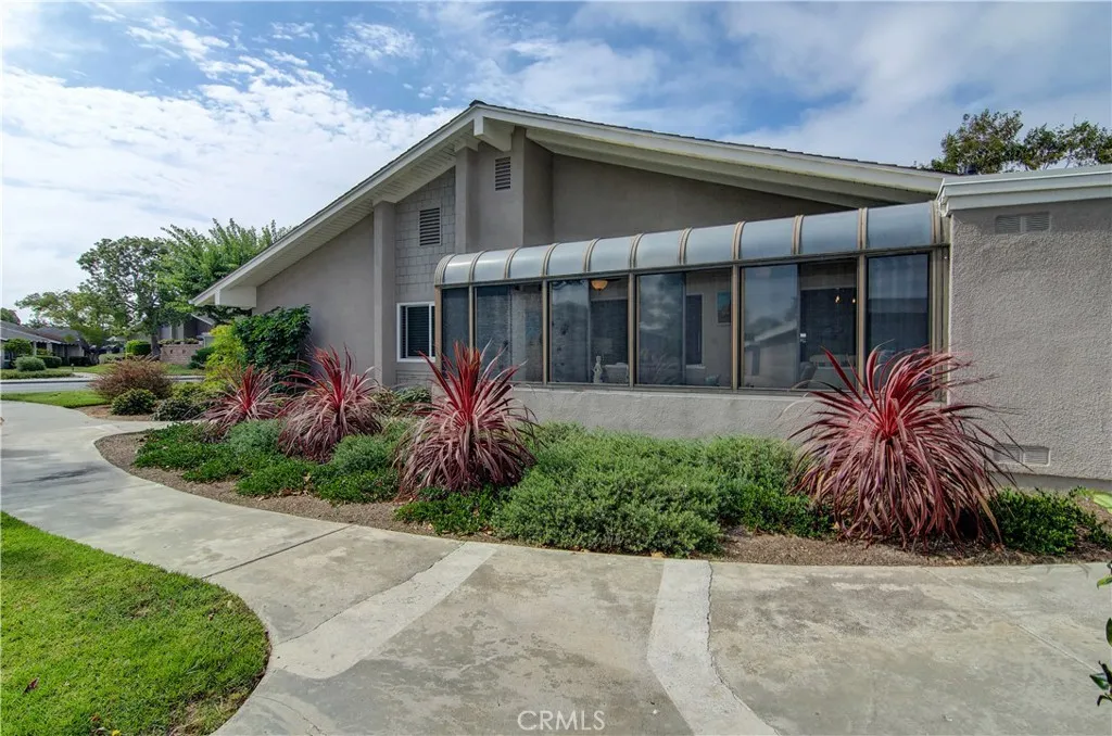 8566 Trinity Circle Unit 816d, Huntington Beach, CA 92646 - Photo 2 of 24, Huntington Beach, CA
