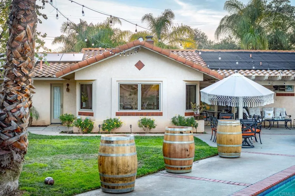 https://cdn.realtyfeed.com/cdn/127/306761962/40dd2b38b53248355d623f9742bbc9ca.webp