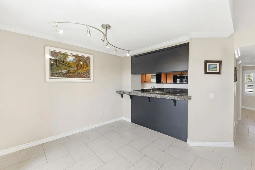 Photo #11: PTP2605123 Listing: Photo #11