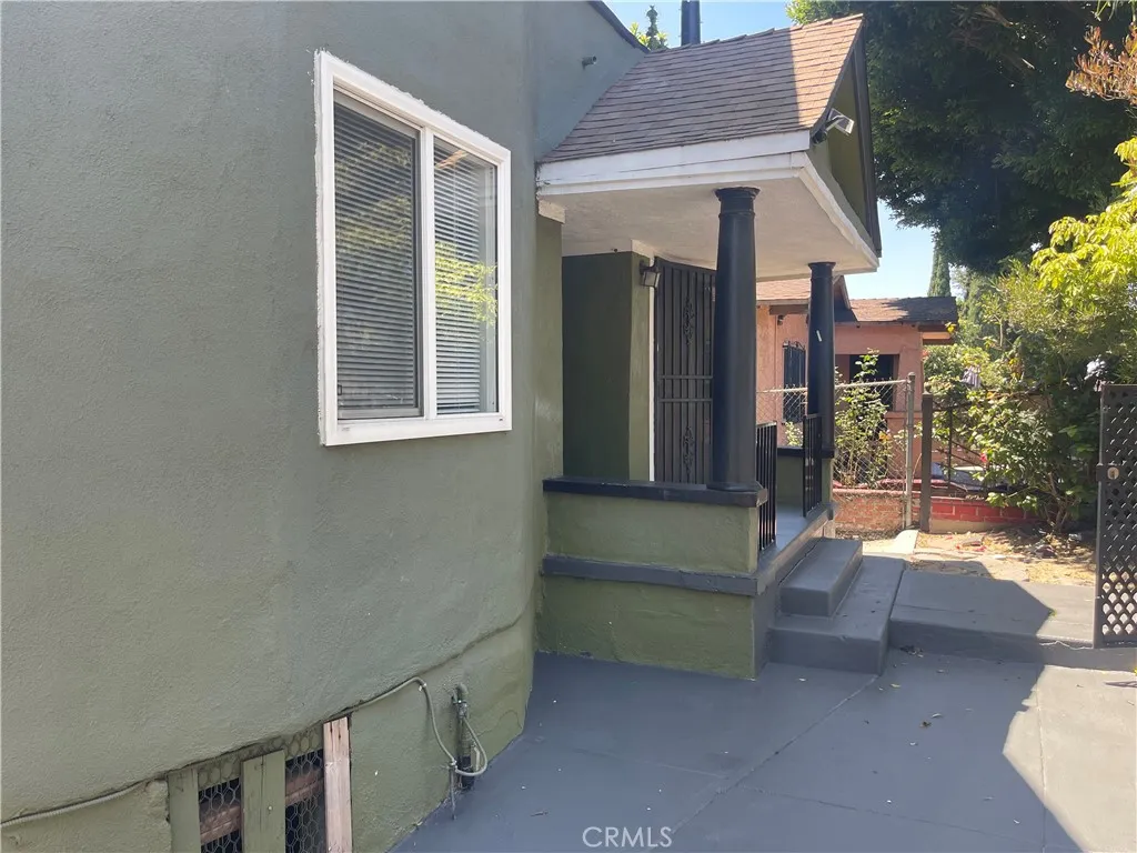 702 S Soto, Los Angeles, CA 90023 - Photo 4 of 23, Los Angeles, CA