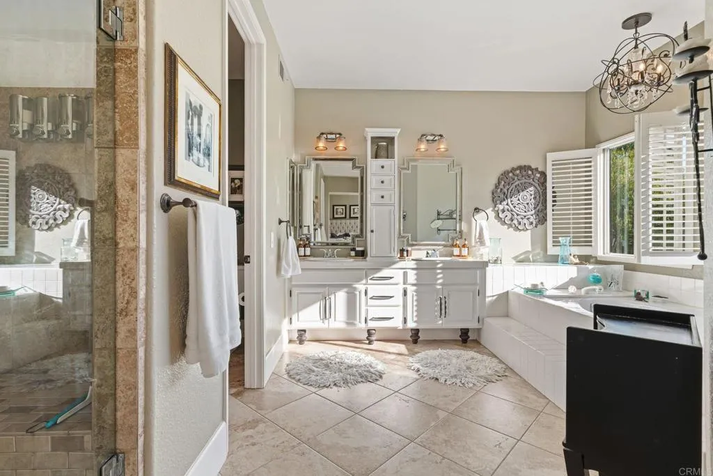 https://cdn.realtyfeed.com/cdn/127/306762021/97f82c6c385c72e15cc30685743c7ec5.webp