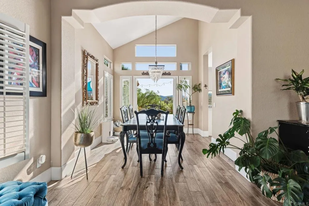 https://cdn.realtyfeed.com/cdn/127/306762021/9d305f239ef3683cd7a31aaf5971773a.webp