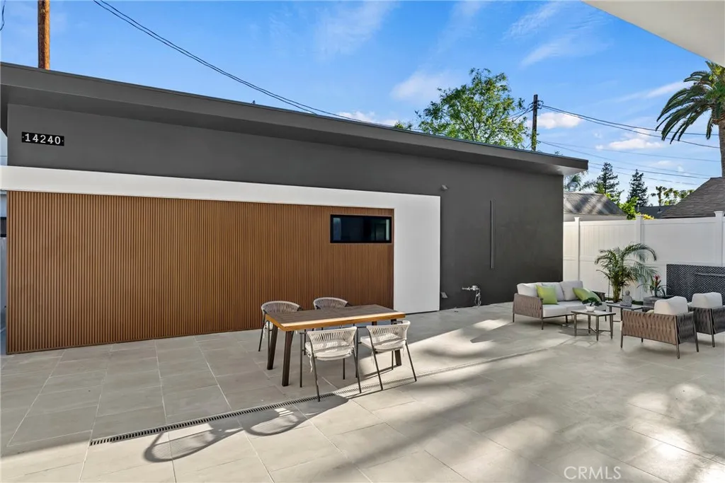 14240 Hortense, Sherman Oaks, CA 91423 - Photo 2 of 9, Sherman Oaks, CA