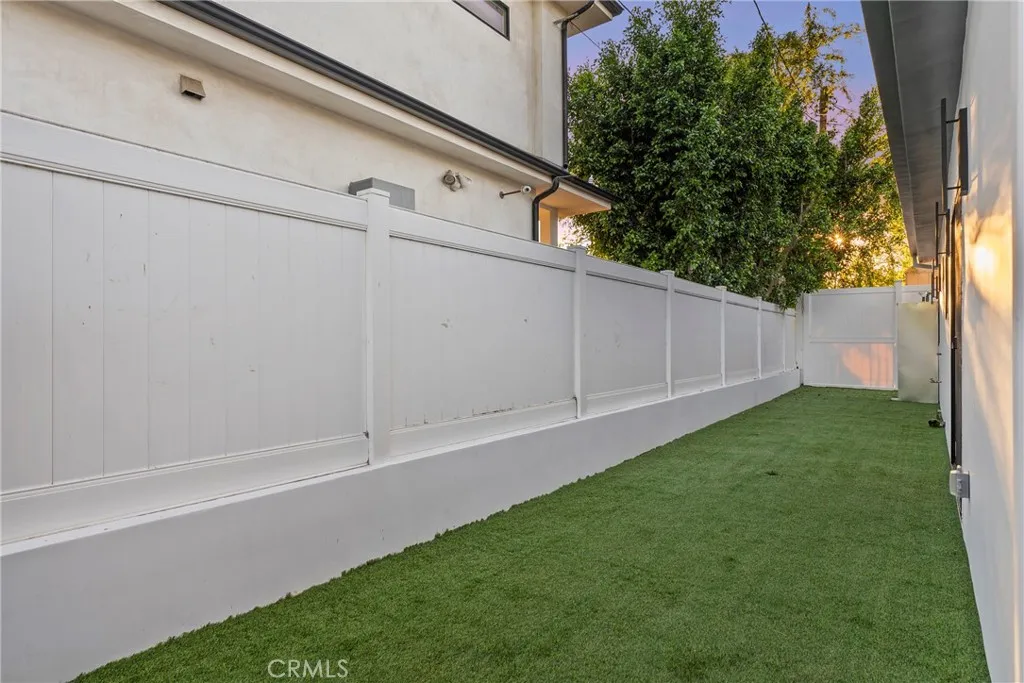 14240 Hortense, Sherman Oaks, CA 91423 - Photo 4 of 9, Sherman Oaks, CA