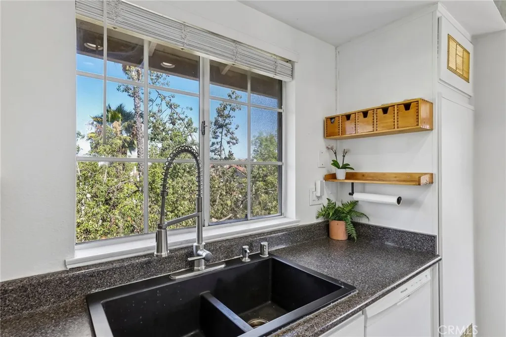 15 Via Hermosa, Rancho Santa Margarita, CA 92688 - Photo 3 of 45, Rancho Santa Margarita, CA