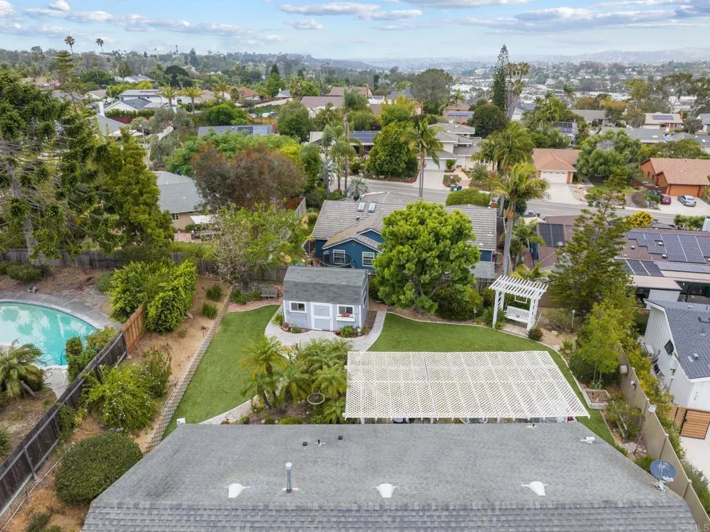 https://cdn.realtyfeed.com/cdn/127/306762065/62c80c73405f6dc212f69ee74b174eee.webp