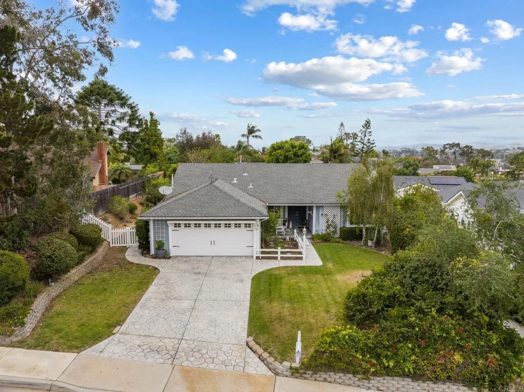 https://cdn.realtyfeed.com/cdn/127/306762065/9a408362bc0c442f6b9c398974f828b3.webp