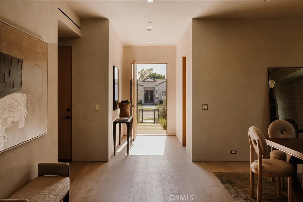 4926 Nagle Avenue, Sherman Oaks, CA 91423 - Photo 4 of 45, Sherman Oaks, CA