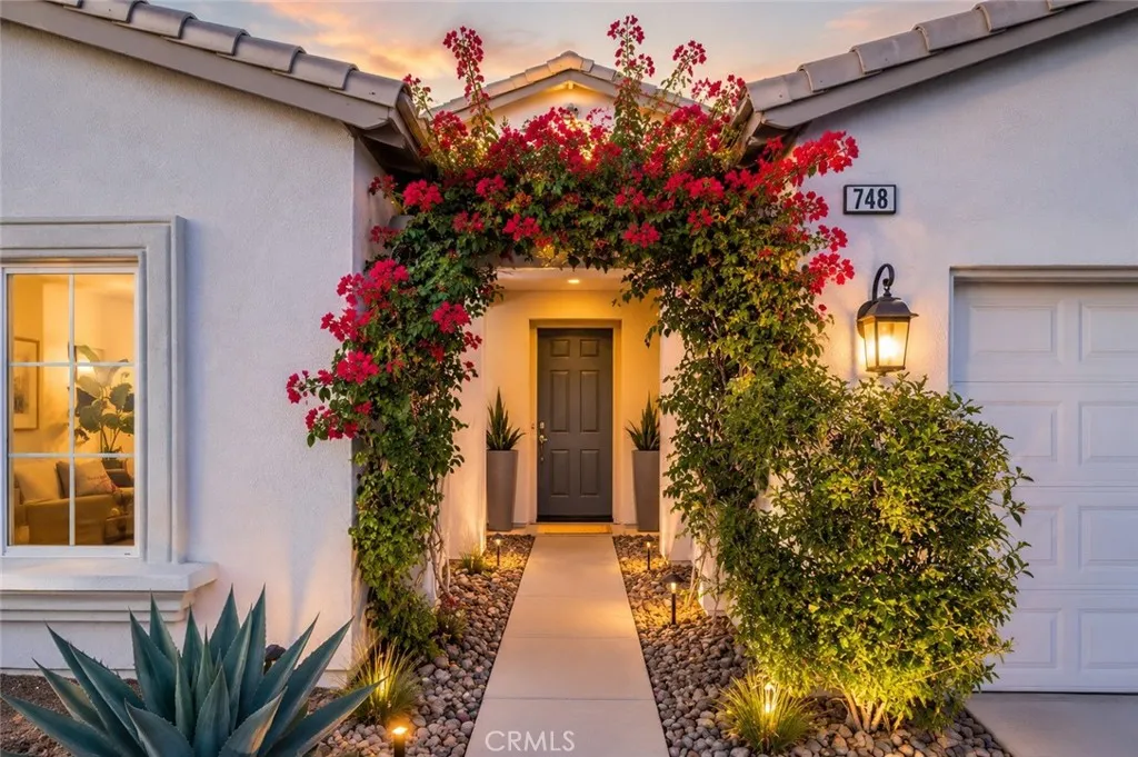 748 Mira Grande, Palm Springs, CA 92262 - Photo 3 of 19, Palm Springs, CA