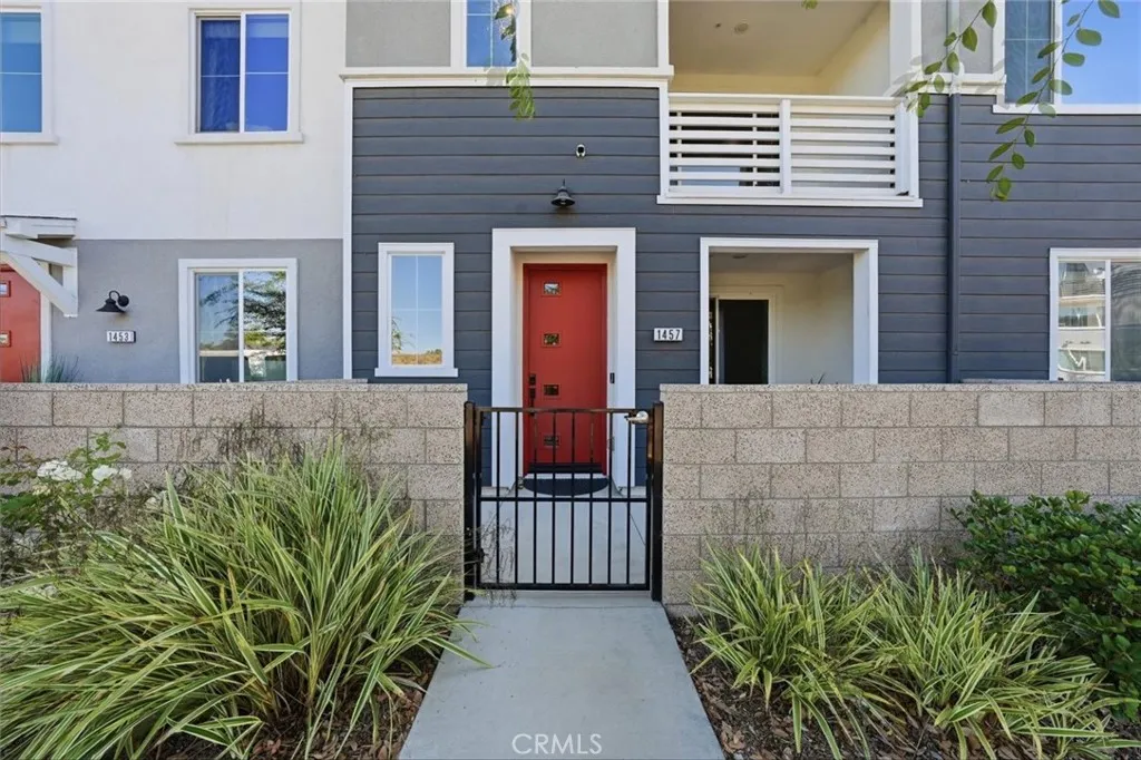 1457 W Longview Lane, San Pedro, CA 90732 - Main photo, San Pedro, CA