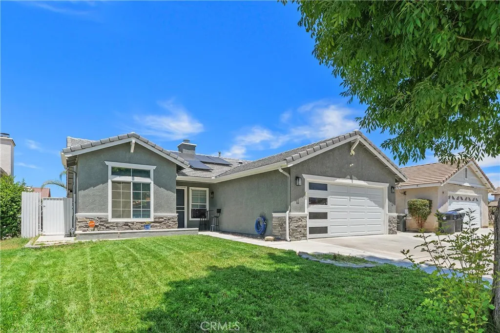 2916 Hampton, Hemet, CA 92545 - Photo 2 of 26, Hemet, CA