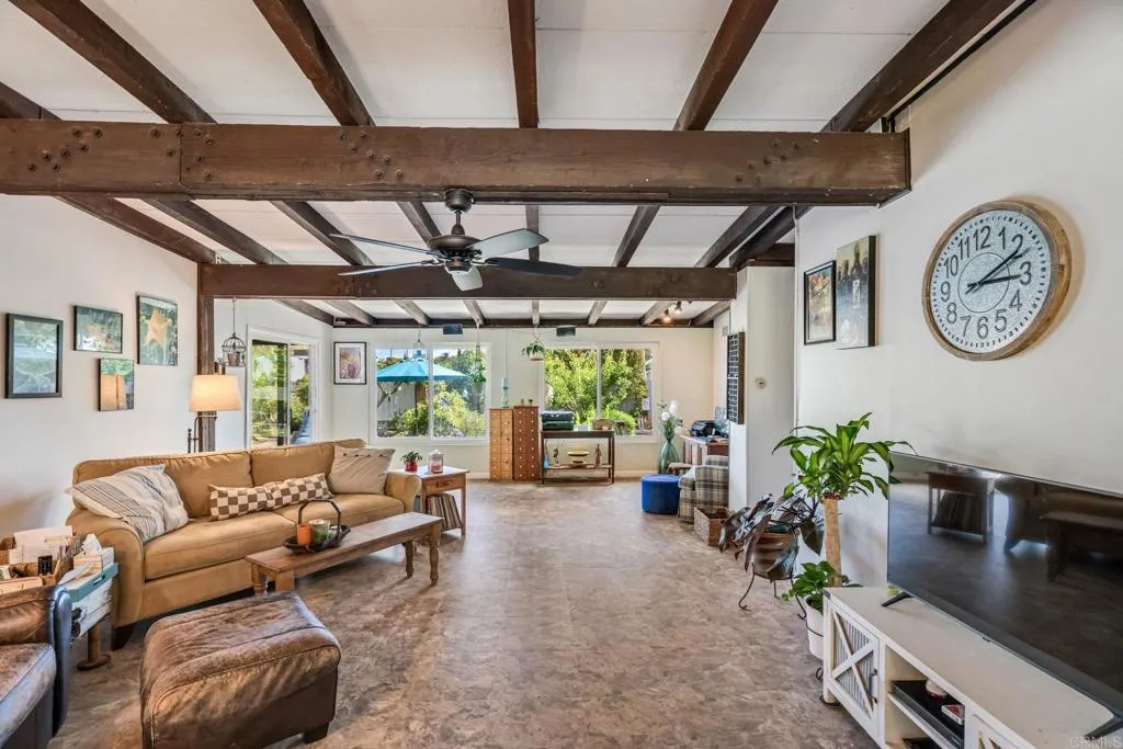 https://cdn.realtyfeed.com/cdn/127/306762099/e3ab45e46cdbe1ec9866580b7a342ab4.webp