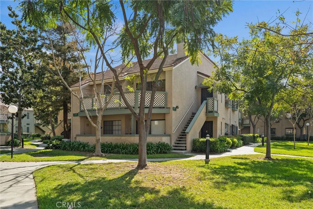 3525 W Greentree Circle Unit G, Anaheim, CA 92804 - Photo 2 of 19, Anaheim, CA