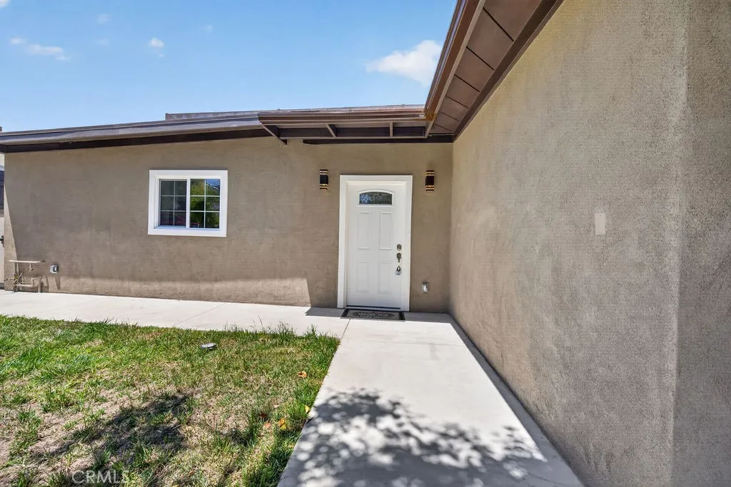 10227 Mcvine, Sunland, CA 91040 - Photo 4 of 71, Sunland, CA