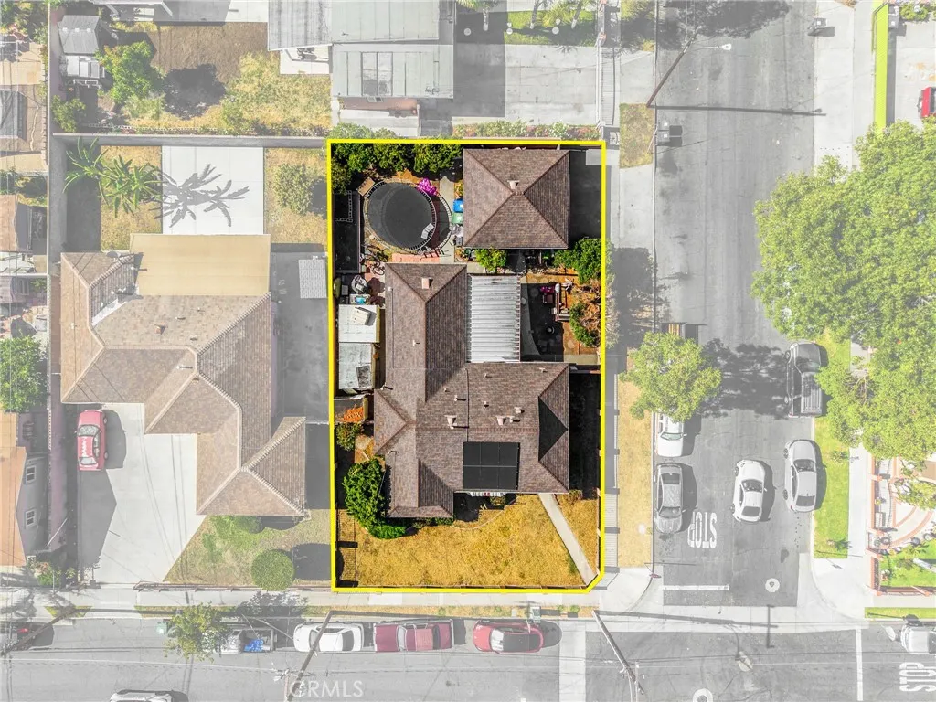 1517 W Borchard Avenue, Santa Ana, CA 92704 - Photo 3 of 33, Santa Ana, CA
