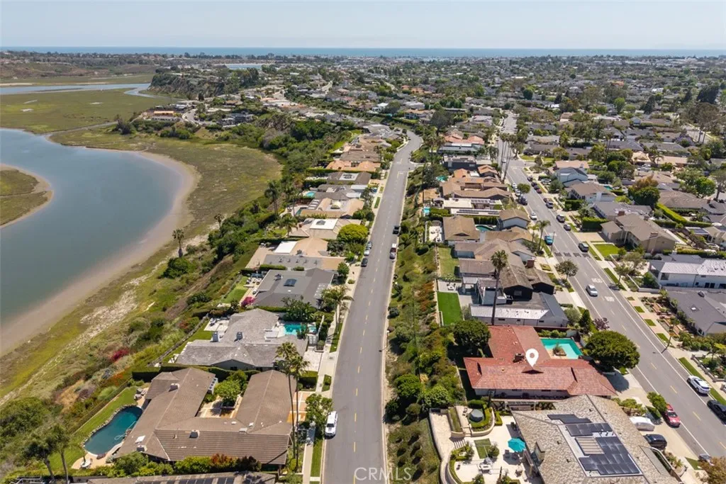 1842 Santiago, Newport Beach, CA 92660 - Photo 5 of 25, Newport Beach, CA