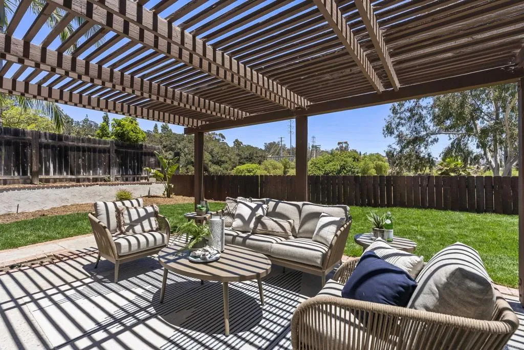 https://cdn.realtyfeed.com/cdn/127/306762129/8c38adb1ea46164317308b223a8a0815.webp
