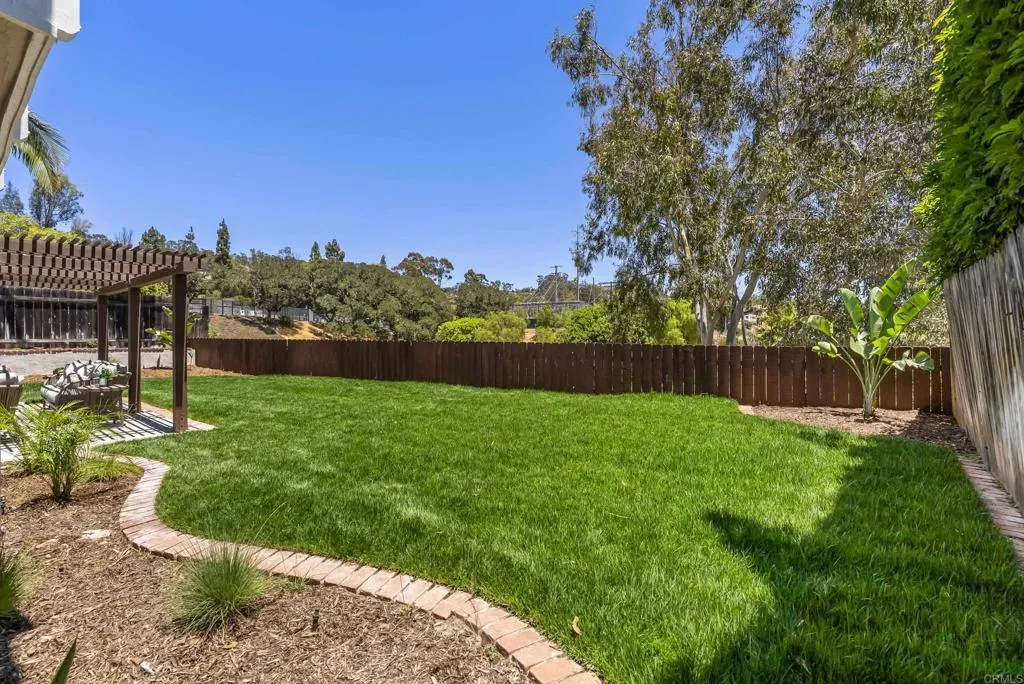 https://cdn.realtyfeed.com/cdn/127/306762129/d25776a98b2ee800fb901843841ff7f7.webp