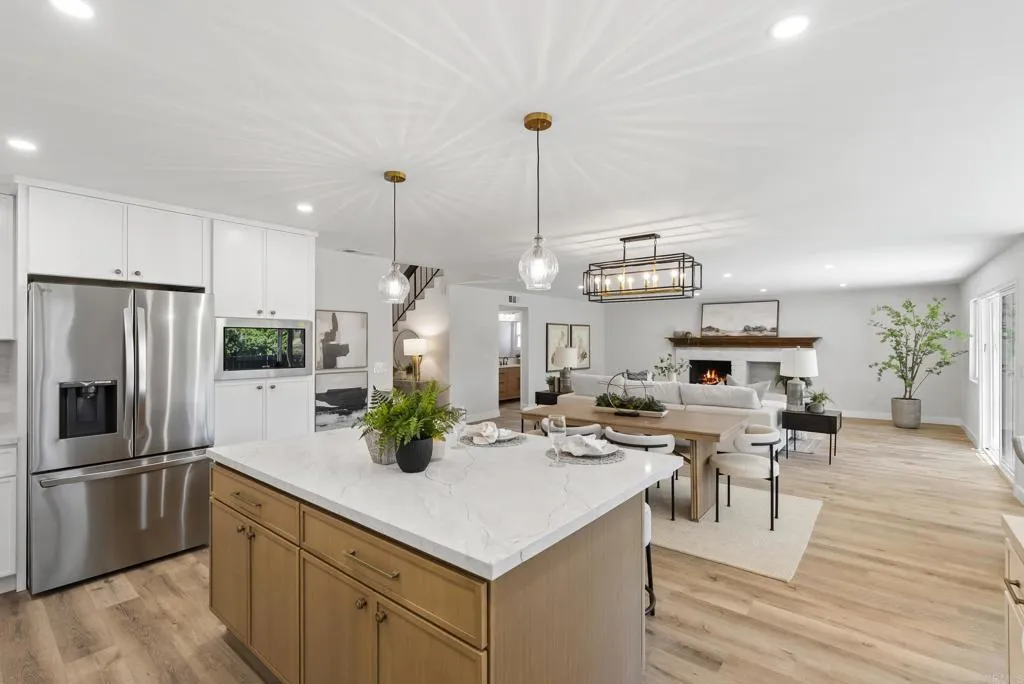https://cdn.realtyfeed.com/cdn/127/306762129/dbd5df5fad22cf25cae3667b0d7d9fe4.webp