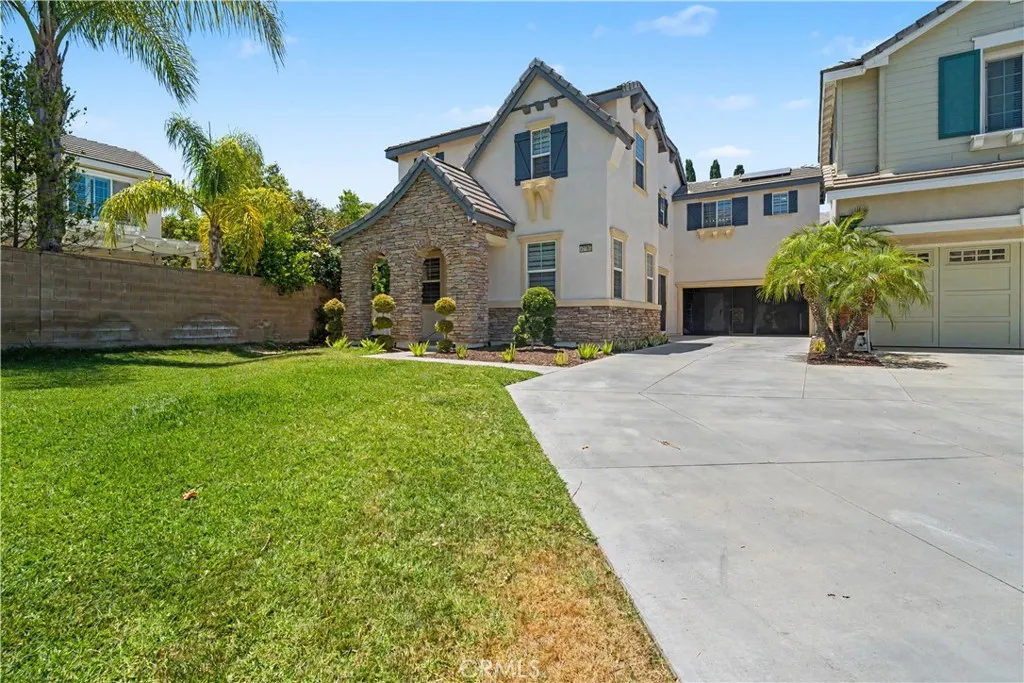 40185 Canton Court, Temecula, CA 92591 - Photo 2 of 34, Temecula, CA