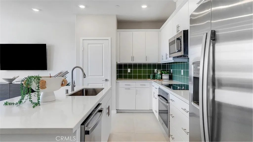 2703 Cloudview Privado, Ontario, CA 91761 - Photo 3 of 18, Ontario, CA