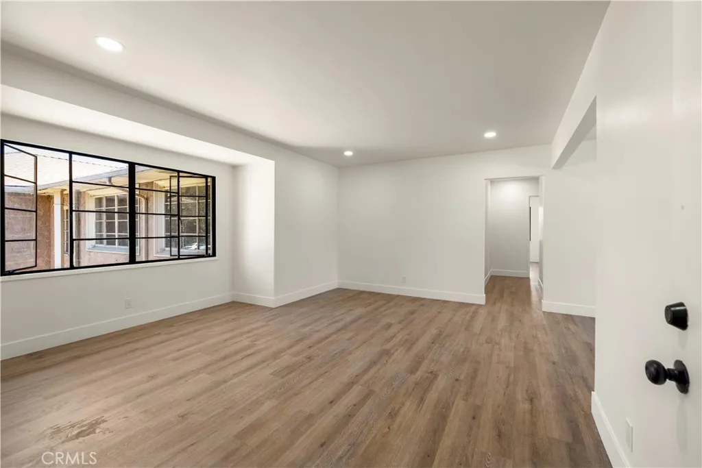 4072 Hillcrest, Los Angeles, CA 90008 - Photo 4 of 30, Los Angeles, CA