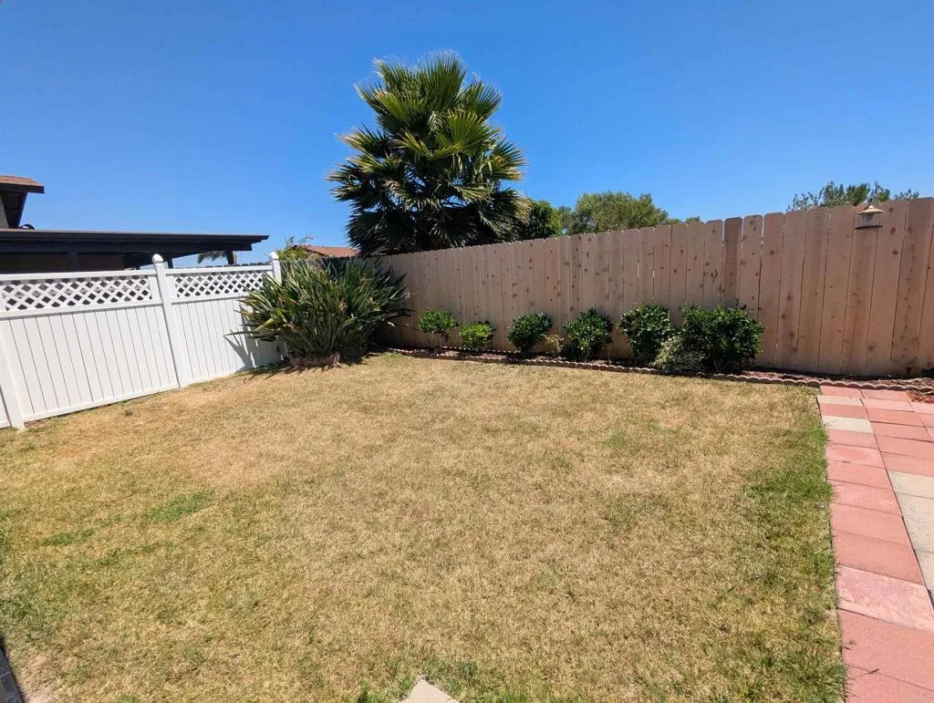 https://cdn.realtyfeed.com/cdn/127/306762175/4ba6b8d09ed13585c8d029fff6aa478a.webp