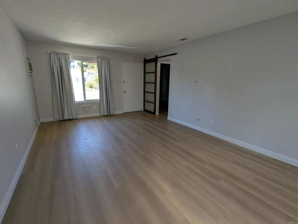 https://cdn.realtyfeed.com/cdn/127/306762175/b89d6321edb4023bfc299254314f7226.webp
