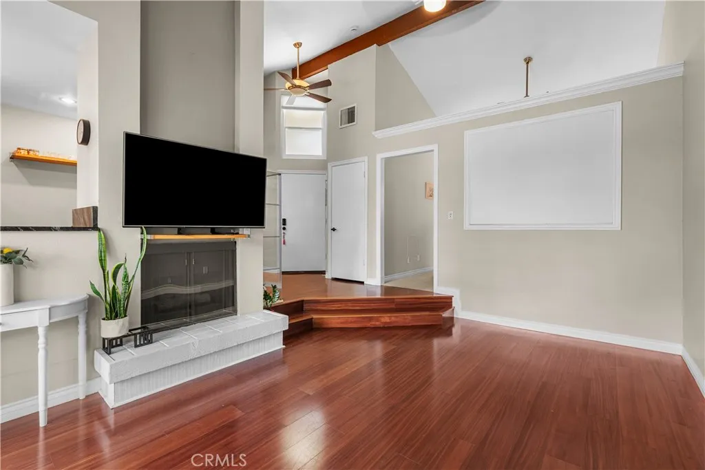 240 Pineview Unit 3a, Irvine, CA 92620 - Photo 4 of 31, Irvine, CA