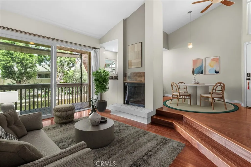 240 Pineview Unit 3a, Irvine, CA 92620 - Main photo, Irvine, CA